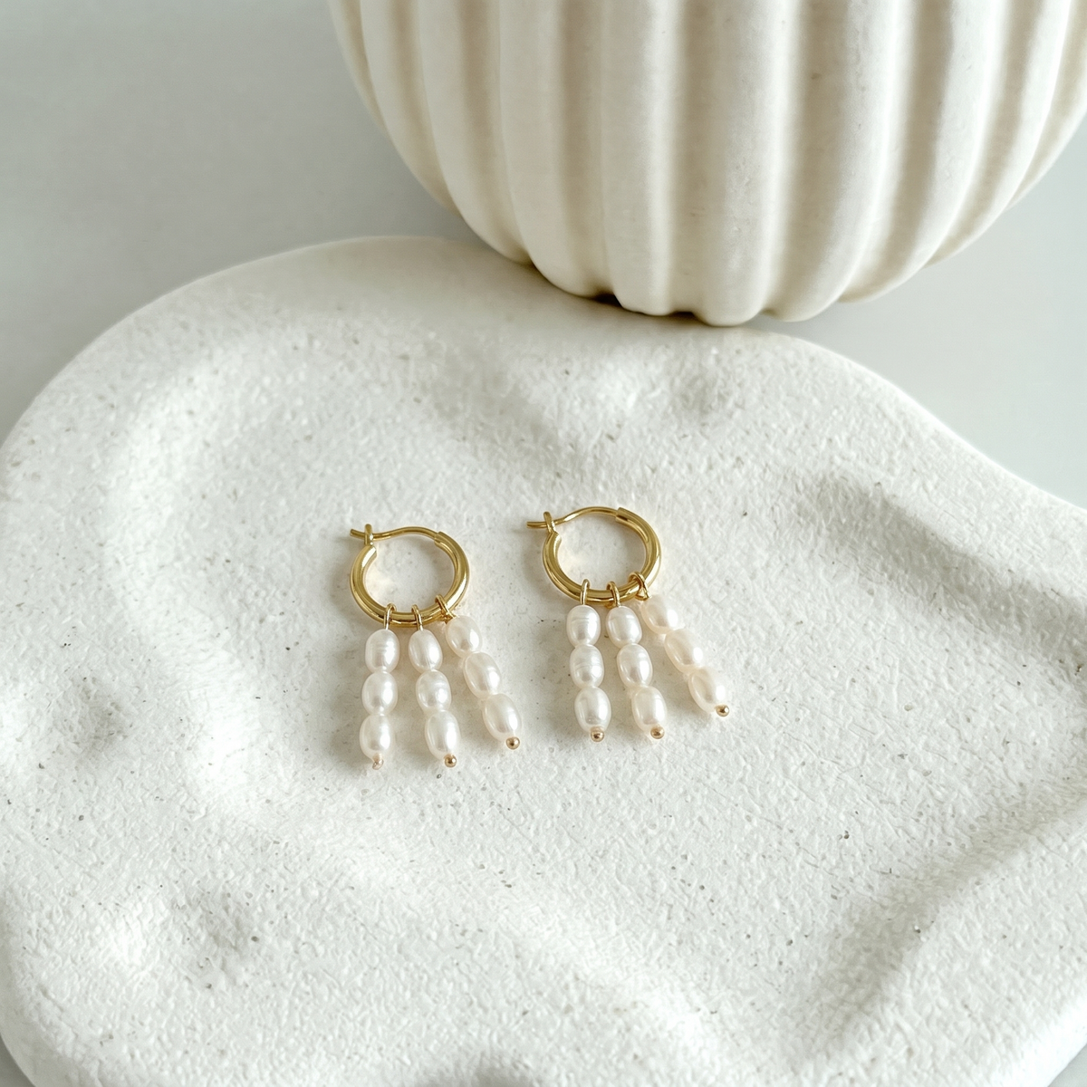 Boucles d'oreilles créoles Pearl Cascade