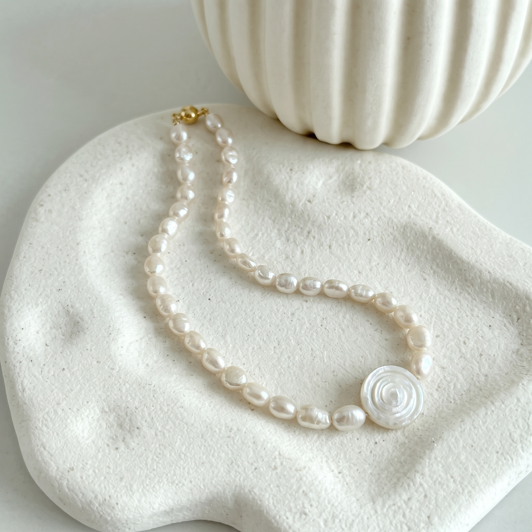 Roma Pearl Necklace