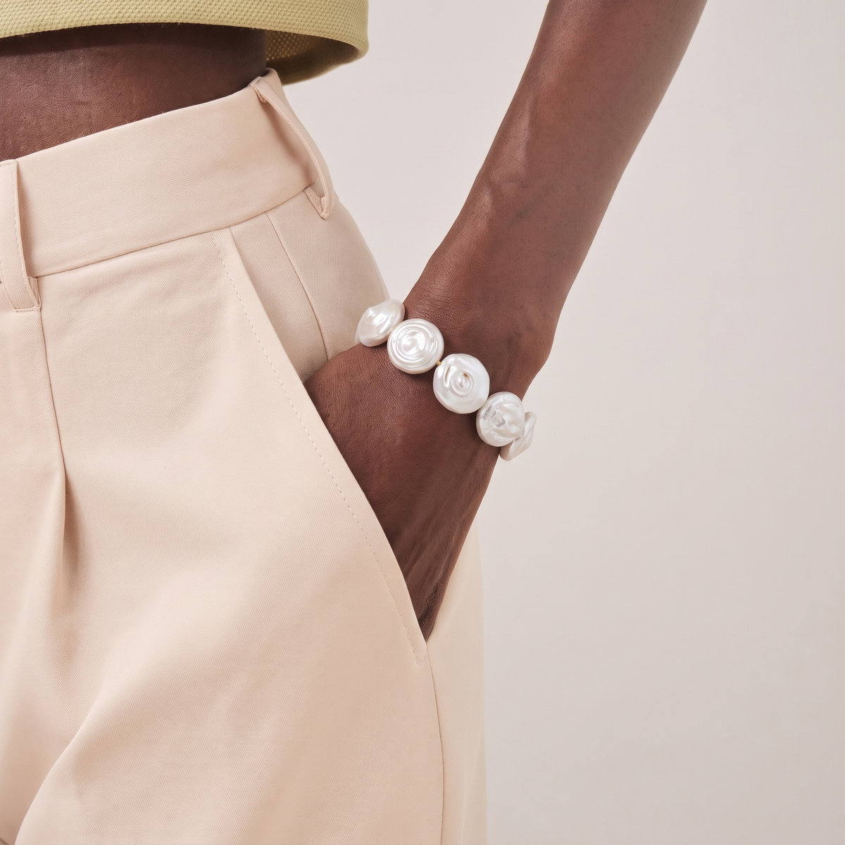 Roma Coin Pearl Bracelet by ORAÉ — detail view