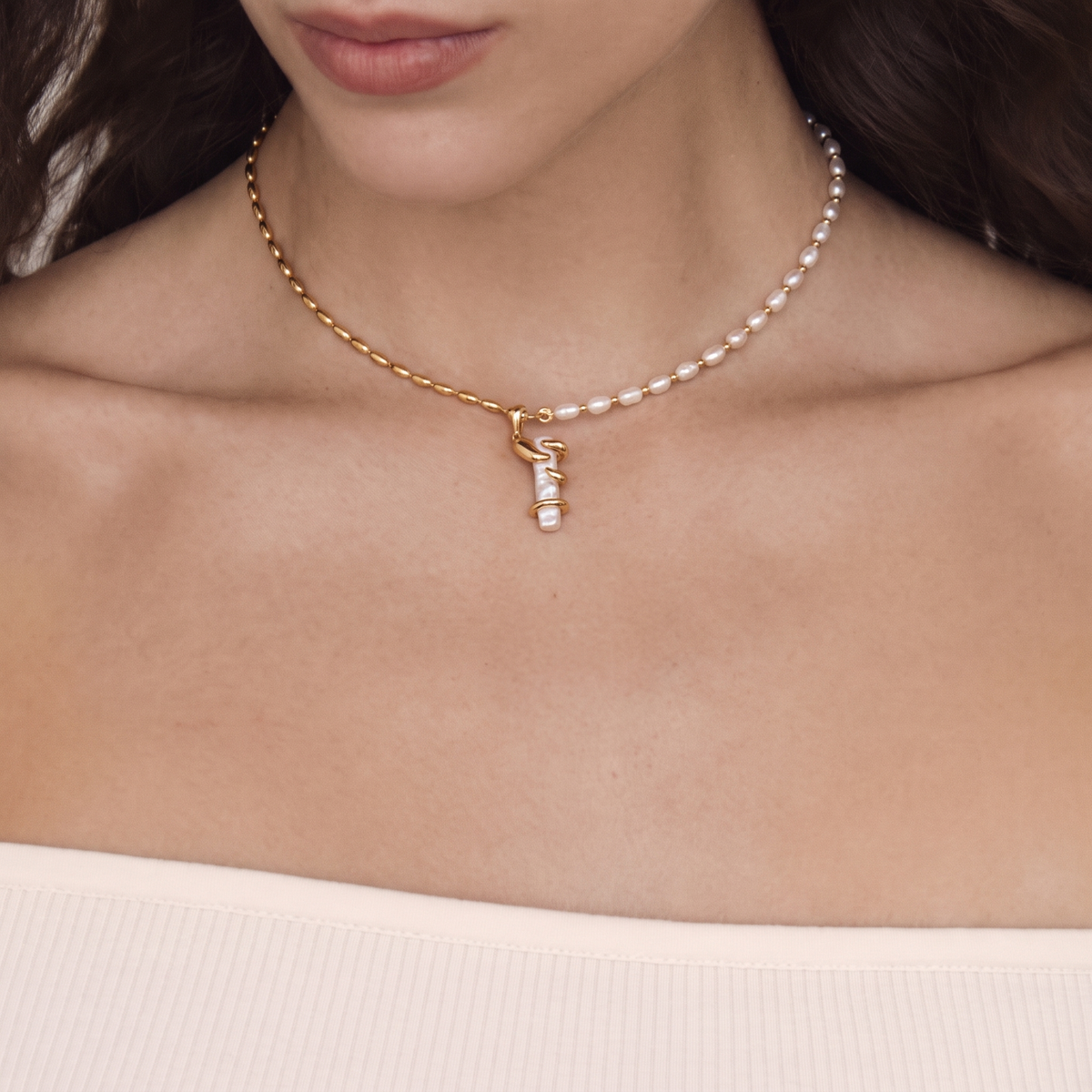 Drift Pearl Necklace by ORAÉ — detail view