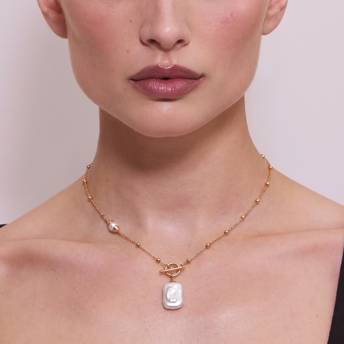 Harbor Pendant by ORAÉ — detail view