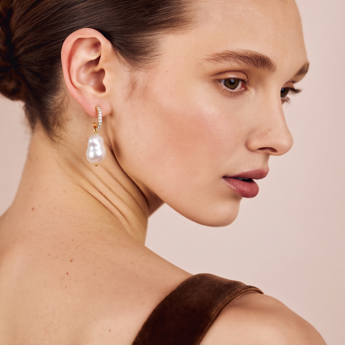 Arc Light Baroque Pearl Hoop Earrings by ORAÉ — modern baroque pearl jewelry