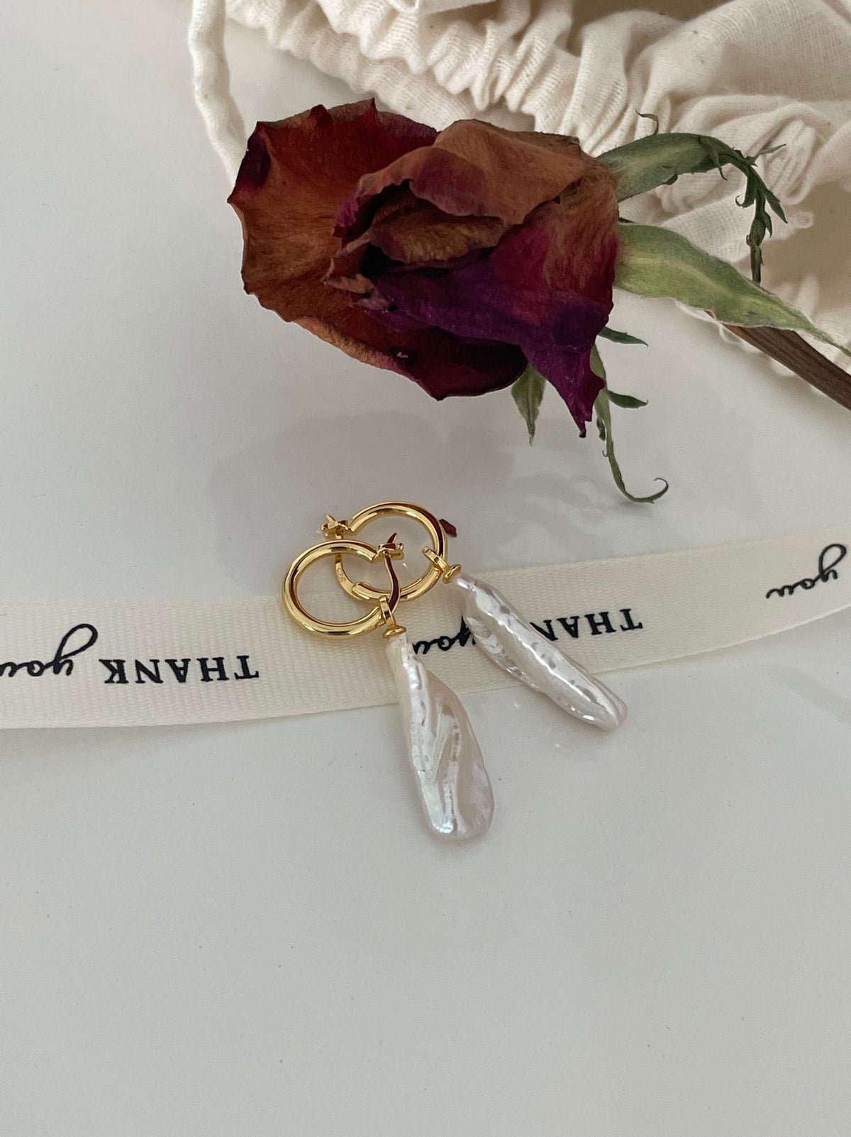 Boucles d'oreilles Luna longues avec perles baroques