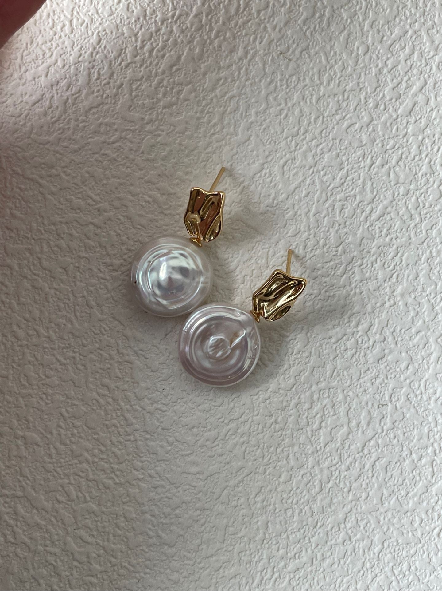 Roman Holiday Pearl Stud Earrings