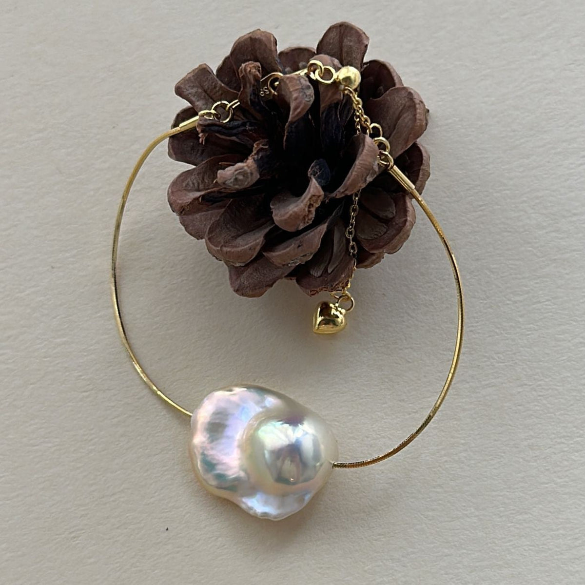 Serpentine Baroque Pearl Bracelet by ORAÉ — detail view